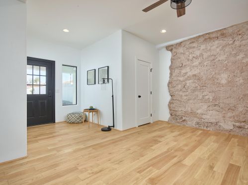 827 8th Ave, Tucson, AZ 85701-2670