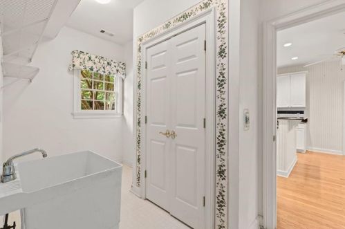 3955 Berkeley View Dr, Duluth GA 30096-3077 exterior