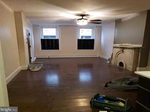 324 18 St, Philadelphia PA 19140-1014 exterior