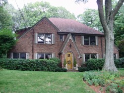 40 Ridge Rd, Newton, MA 02468-1819