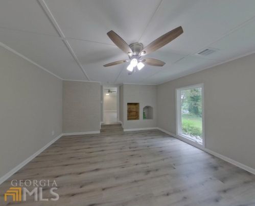 2480 County Line Rd, Atlanta GA  30331-6545 exterior