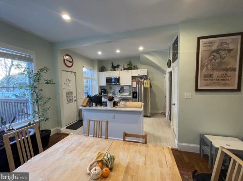 3306 Park Pl, Washington DC  20010-2530 exterior