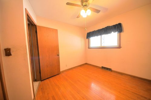 4823 24 St, Milwaukee WI 53204-2506 exterior