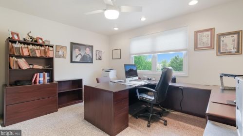 157 Pheasant Ln, Huntingdon Valley PA 19006-3105 exterior