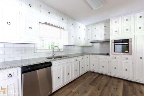 2524 Midvale Ct, Tucker GA  30084-3348 exterior