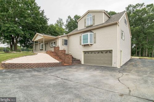 345 Pine Grove Rd, Hanover PA  17331-7702 exterior