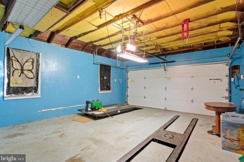 900 Hamilton St, Roebling NJ exterior