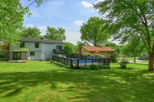 113 Cedar Rdg Dr, Monaca PA 15061-2748 exterior