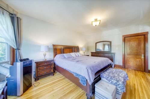 3649 Keeler Ave, Chicago IL 60641-3041 exterior