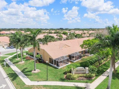 8362 Logia Cir, Boynton Beach FL 33472-7113 exterior