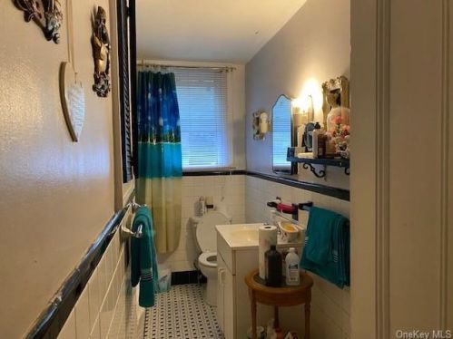 41 Washington St, Middletown NY 10940-5228 exterior