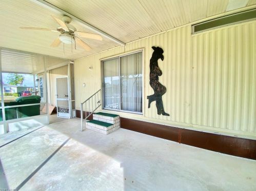 448 Cpe Florida Way, Naples FL exterior