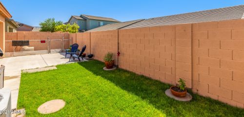 8216 4 Ave, Phoenix AZ 85041-5743 exterior