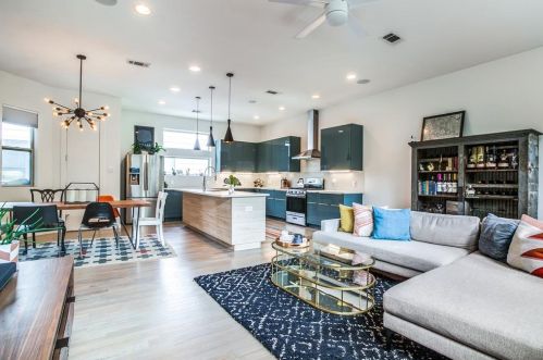 5714 Bryan Pkwy, Dallas, TX 75206-8110