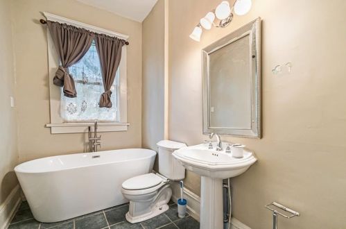 824 Briarcliff Pl, Atlanta GA 30306-3902 exterior