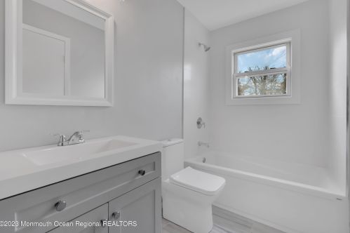 41 Beam Ave, Jackson Twp NJ  08527-2506 exterior