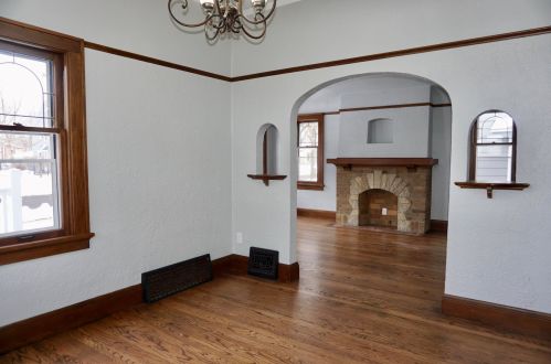 2834 75th St, Milwaukee, WI 53219-2807