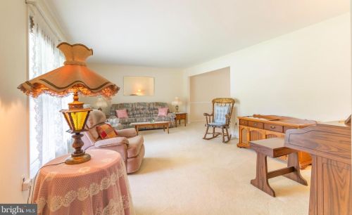 342 George Dye Rd, Trenton NJ 08691-3311 exterior