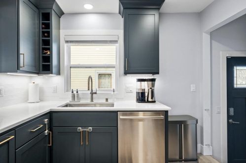 1858 Rutledge St, Madison WI  53704-5543 exterior