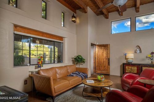 321 Golf Vw Dr, Tucson AZ 85737-9701 exterior