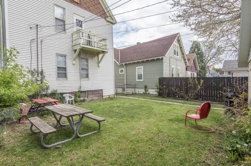 1767 Pearl St, Milwaukee WI 53204-3165 exterior