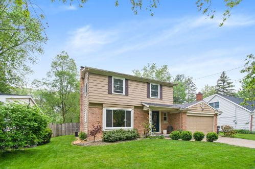 6344 Hampton St, Kalamazoo, MI 49024-2530