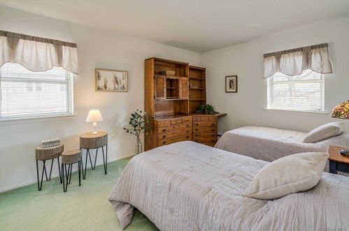 16 Dunford St, Huntington Station NY 11747-1312 exterior