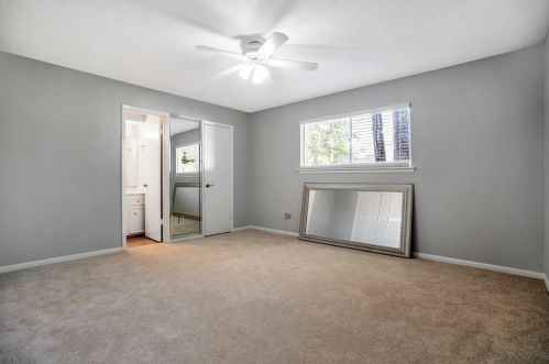 221 Normal Park Dr, Huntsville TX 77320-3438 exterior