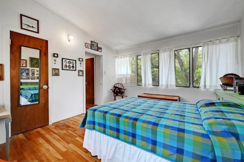 1806 Alta Vis Ave, Austin TX 78704-4350 exterior