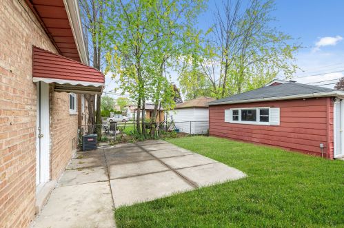 12341 Bishop St, Chicago IL  60827-5705 exterior