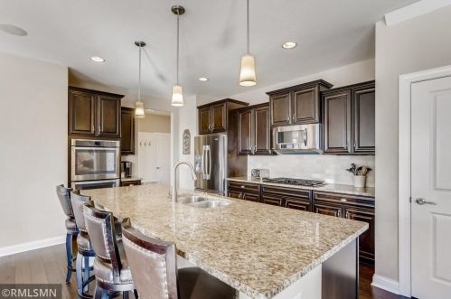 1710 Bluewater Ln, Saint Paul MN 55129-6236 exterior