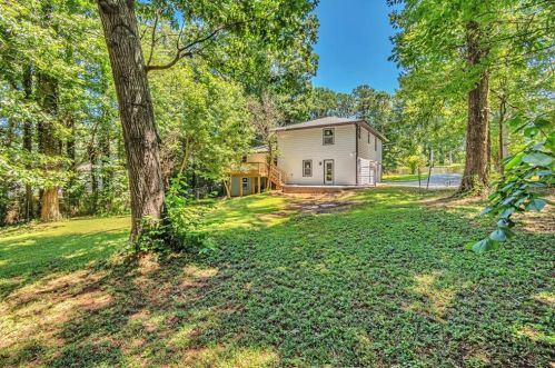 1855 Britt Dr, Lithonia GA 30078-2859 exterior