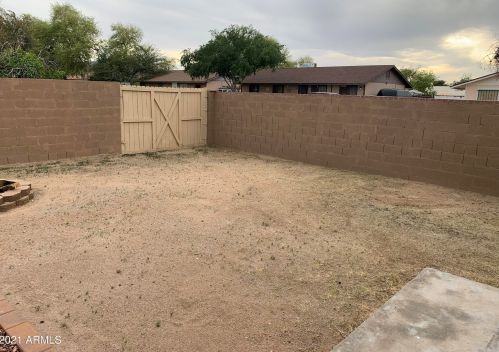 1627 Carter Rd, Phoenix AZ  85041-6620 exterior