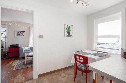 16 Kingsbury Pl, Saint Louis MO 63112-1825 exterior