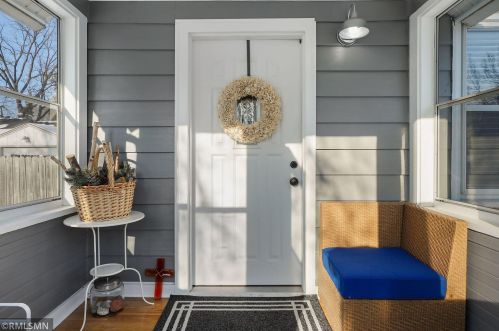 834 Algonquin Ave, Saint Paul MN 55119-3701 exterior