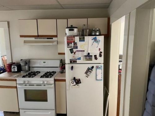 2 Highland St, Concord NH  03301-4500 exterior