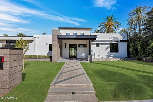 2053 37 Pl, Phoenix AZ 85050-8309 exterior