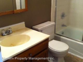 3744 Camelot Dr, Lexington KY  40517-1789 exterior