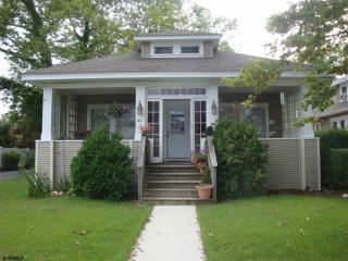 110 Roosevelt Ave, Northfield NJ  08225-2244 exterior