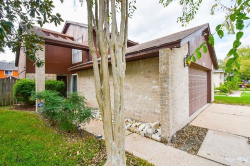 16619 Capewood Dr, Humble, TX 77396-4029