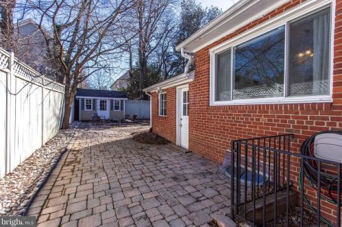 1841 Birch Rd, Mc Lean VA 22101-5317 exterior