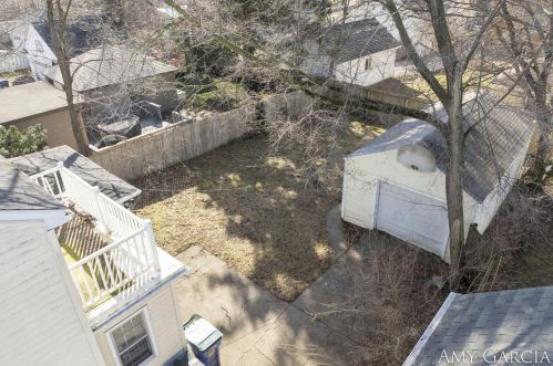 2035 Un Ave, Grand Rapids MI 49507-3218 exterior