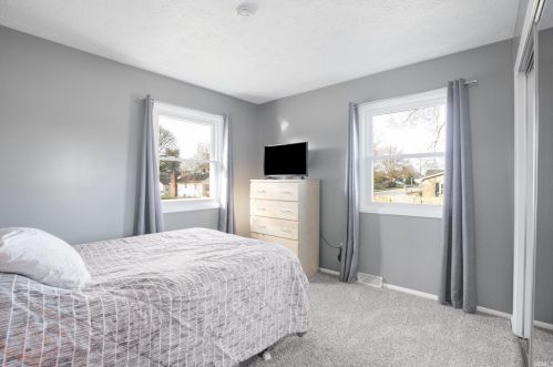 1901 Division St, Mishawaka IN 46545-6201 exterior