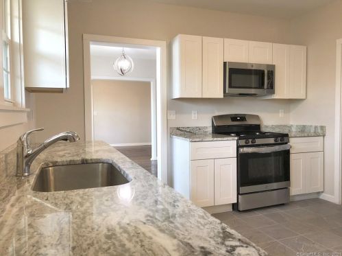 109 Hillcrest Ave, New Britain CT  06053-2540 exterior