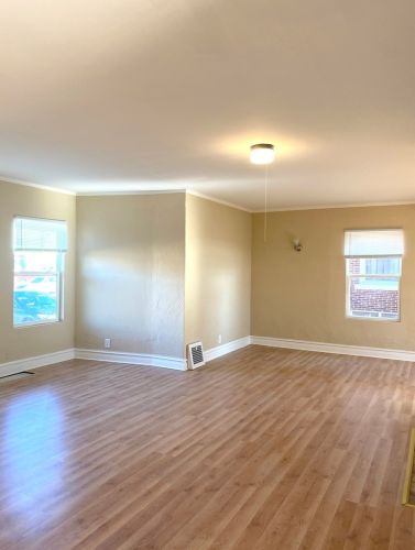 558 Cass St, Joliet IL 60432-2906 exterior