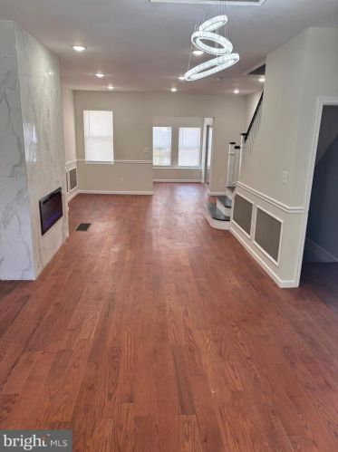 5810 Camac St, Philadelphia PA 19141-4123 exterior