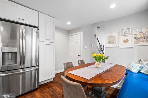 864 20th St, Philadelphia PA  19130-2025 exterior