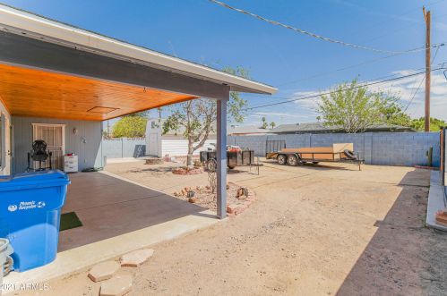 4701 40 Dr, Phoenix AZ 85019-1428 exterior