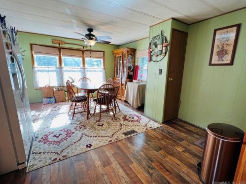 262 Shr Rd, Killingly CT 06241-1540 exterior