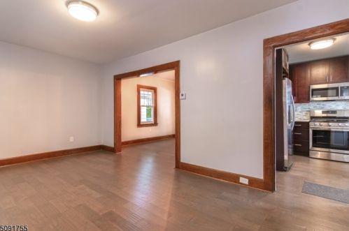 112 Woodside Rd, Maplewood NJ  07040-1951 exterior